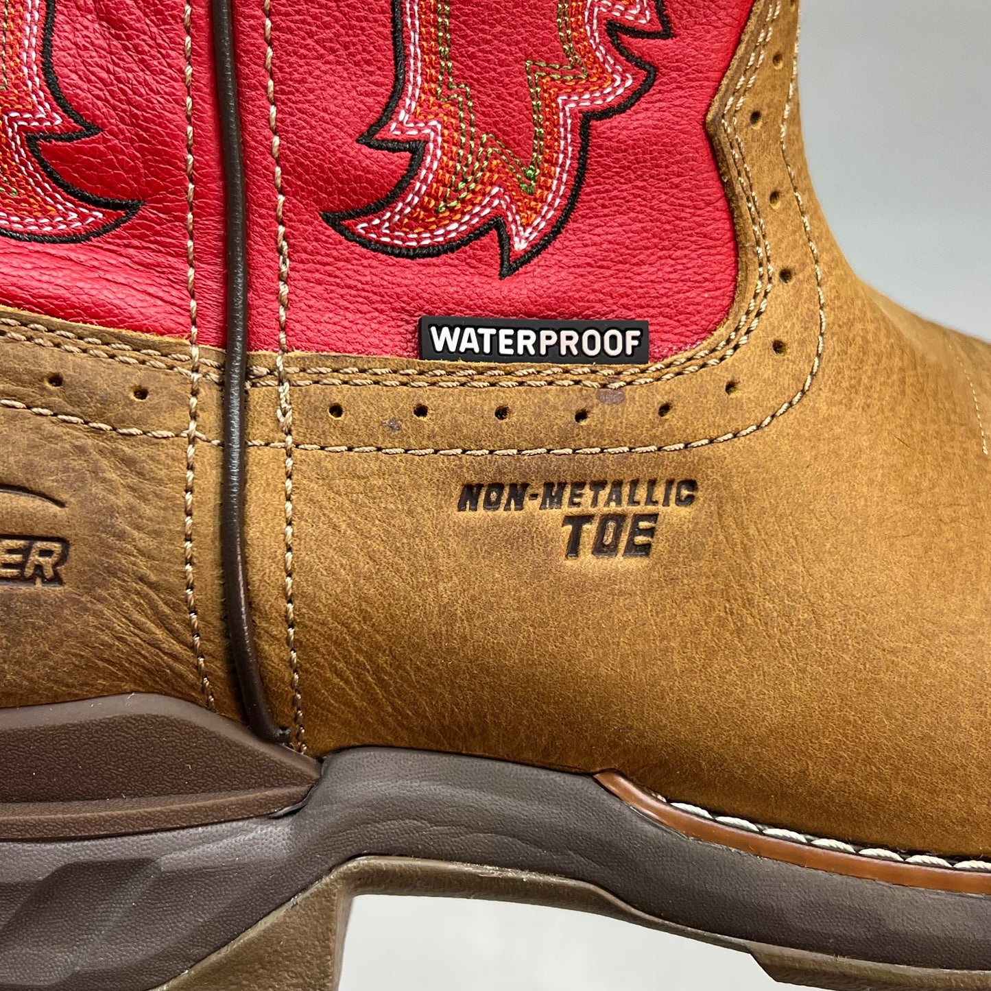 WORK WILD WEST Phantom Rider Henley Comp Toe AG8 Footbed Men's Sz 10 Red DH5358