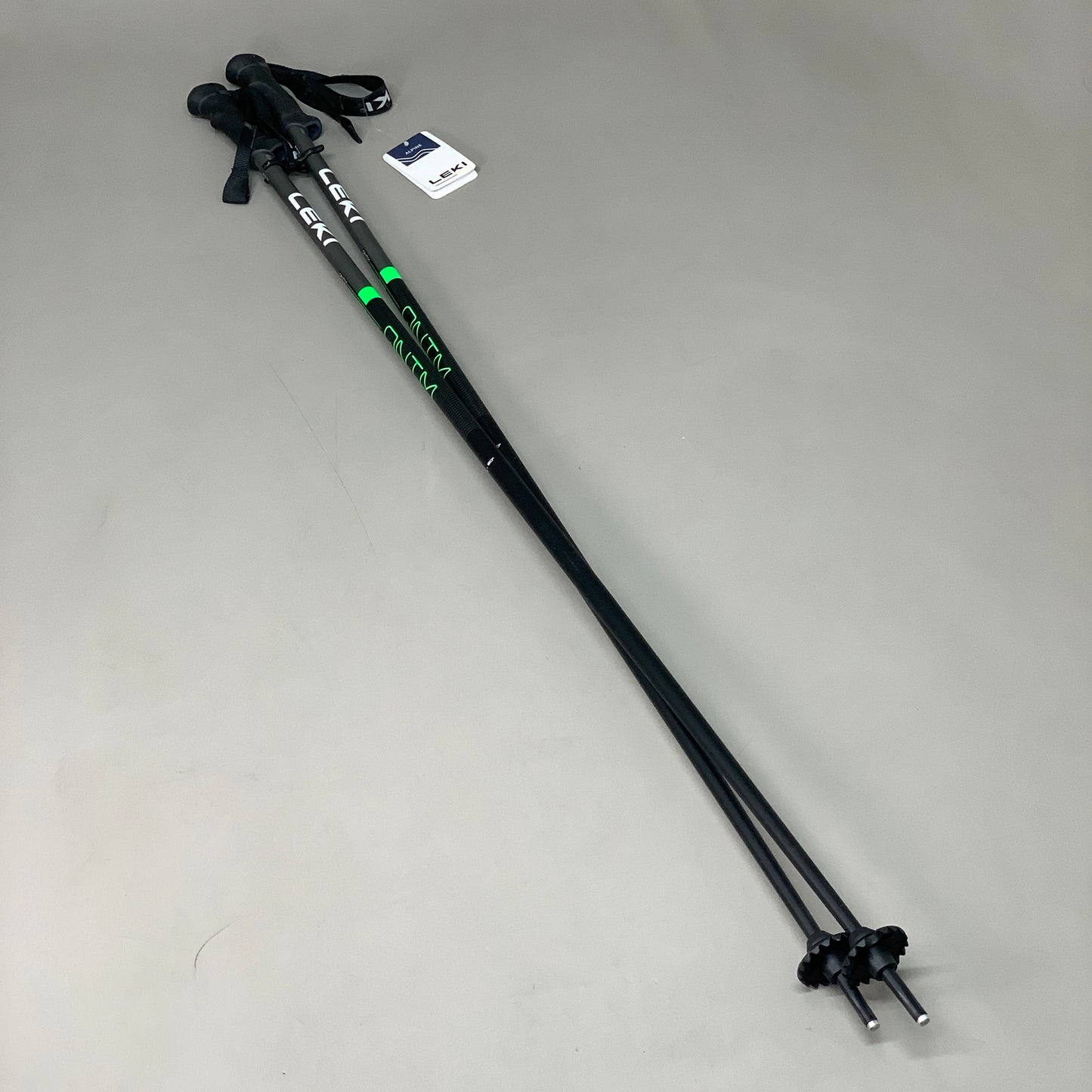 LEKI QNTM Ski Poles Aluminum Evocon Grip Black & Green 125cm / 50 in 65346382125