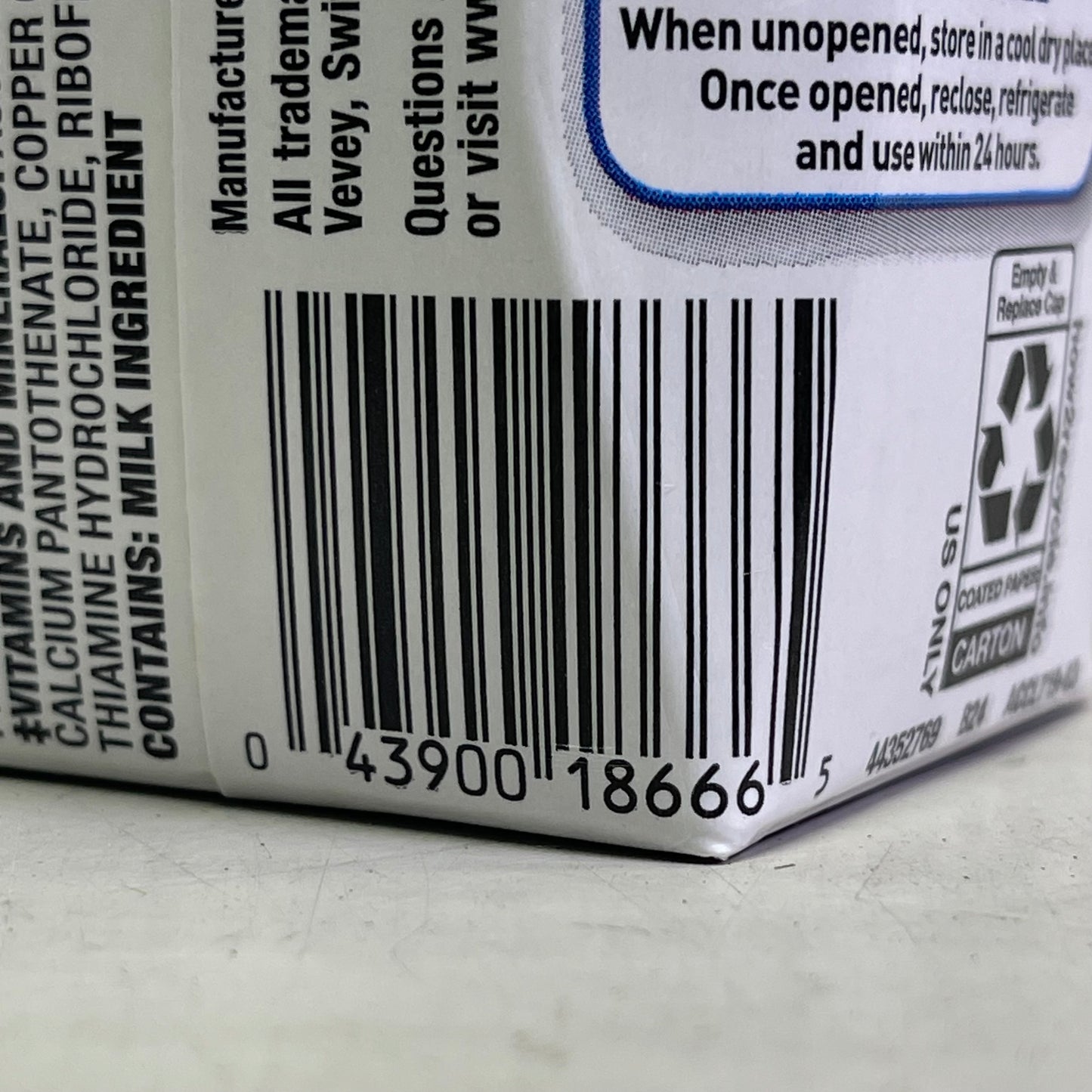 ZA@ NESTLE (24 Pack) Boost Breeze Wild Berry Flavor 8 fl oz BB 12/25