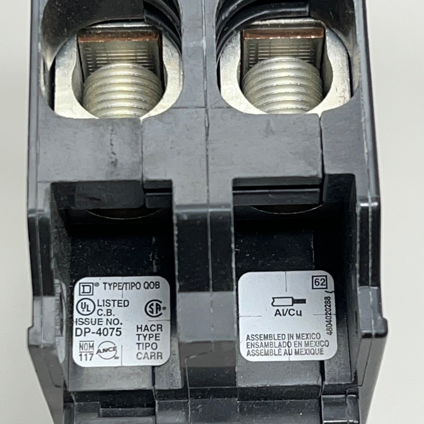 SQUARE D 100Amp Circuit Breaker Bolt-On 2 Pole 240 Volt QOB2100