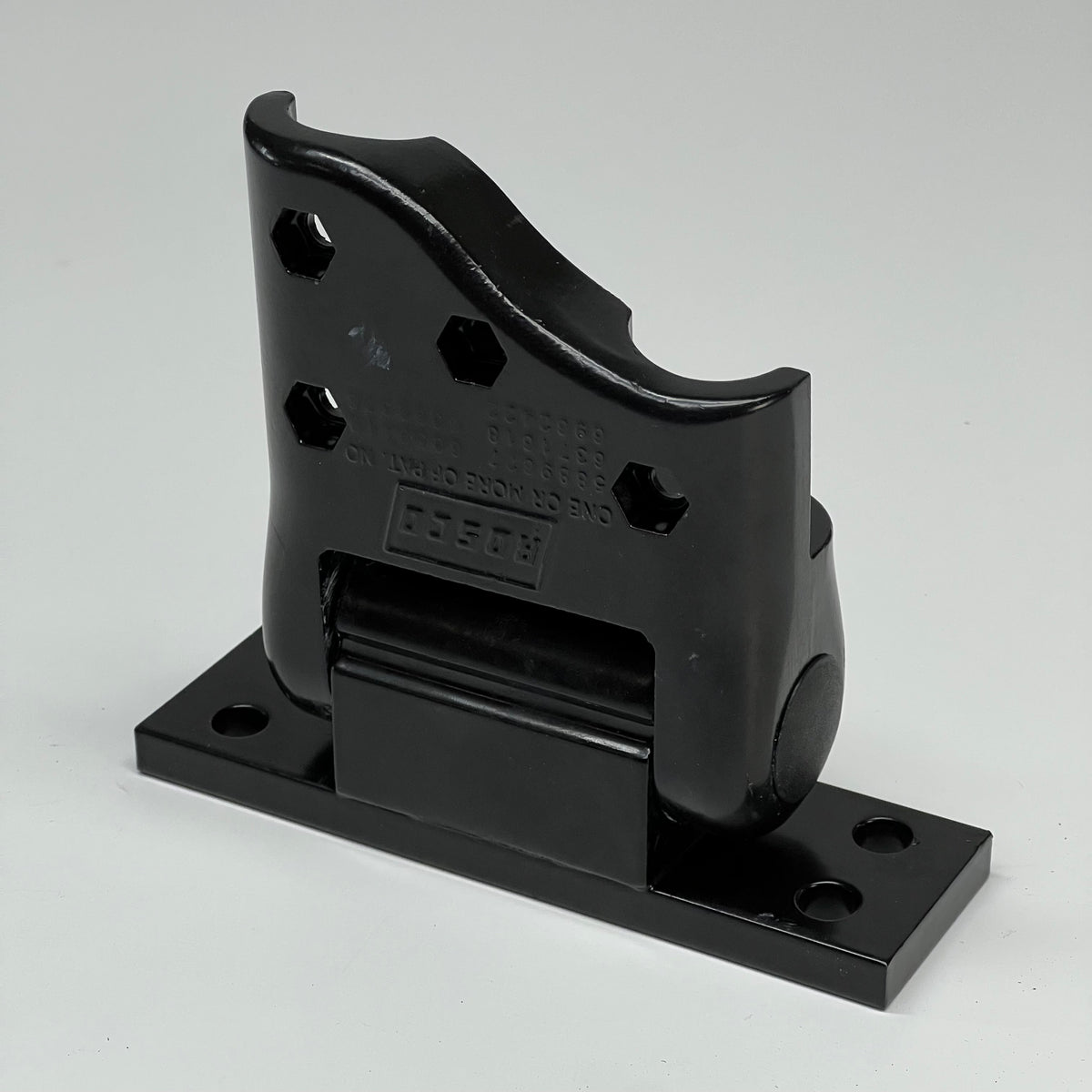 ROSCO VISION Overhang Mirror Mount Base - Black ASY3142