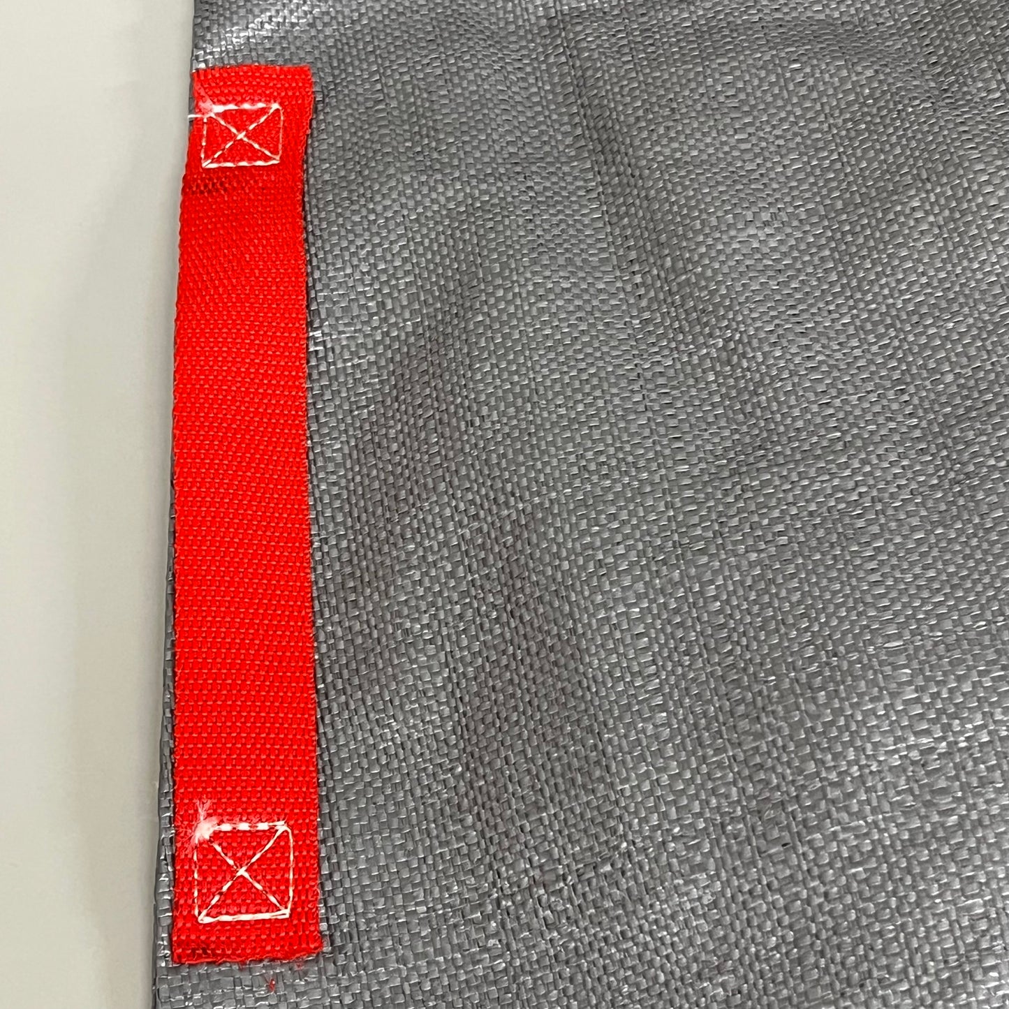 ZA@ UNKNOWN VENDOR (6 Pack) Grey and Red Storage Bag