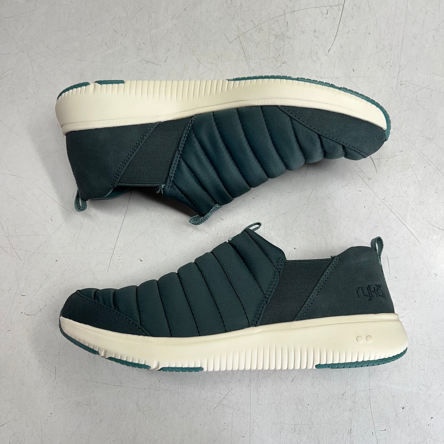 RYKA Quilted Slip-on Pursuit Sneaker Arch Support  Women's Sz 11W Dark Sea Green
