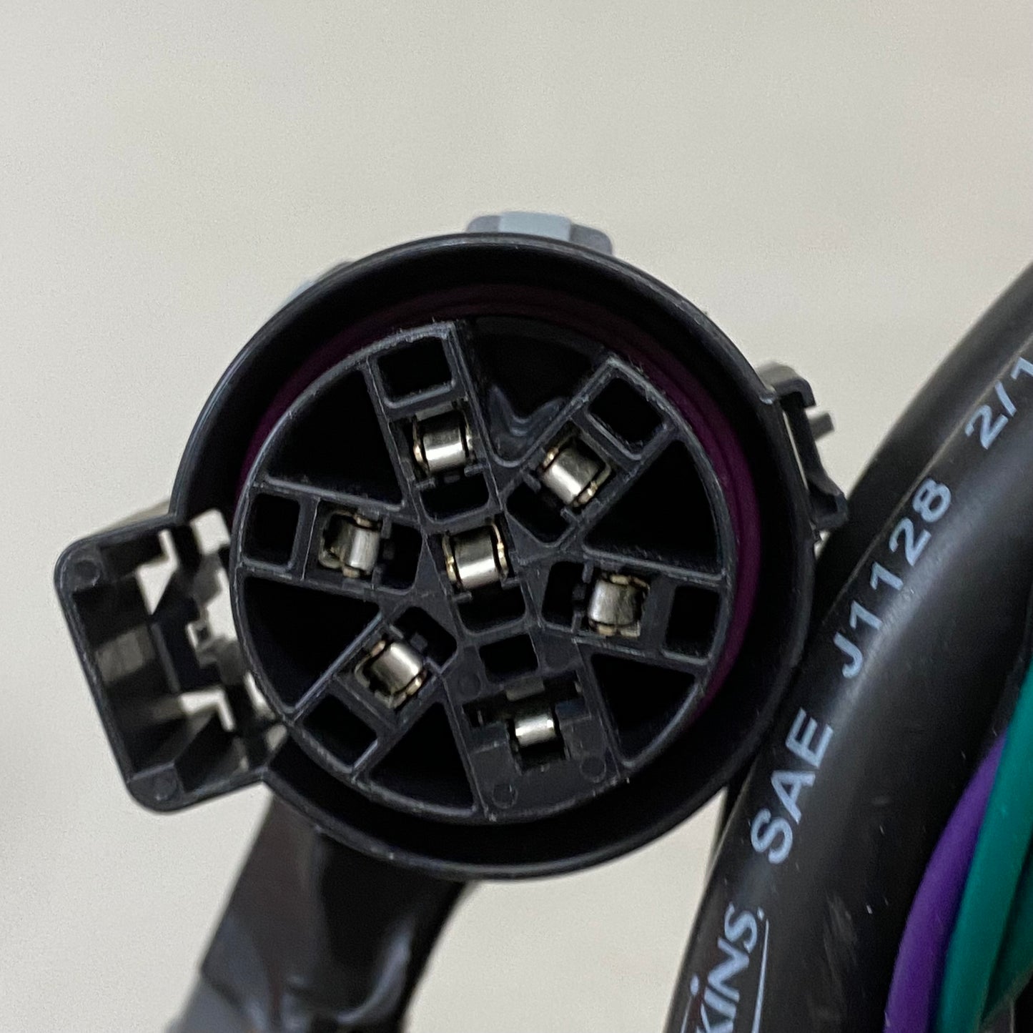 BLUE OX 5th Wheel & Gooseneck Trailer Wiring Kit  Black  BX88356 (New Other- Distressed Packaging)