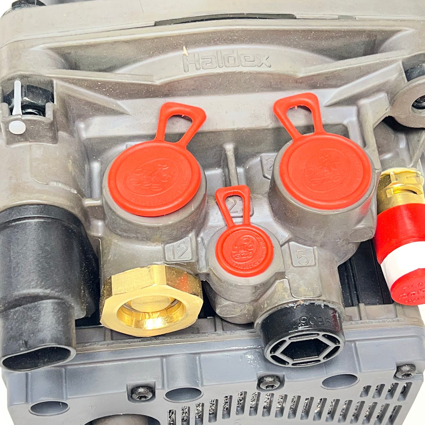 HALDEX Heavy Duty Commercial Vehicle Air Dryer Kit 5-Stage 12V 90W  DA35110