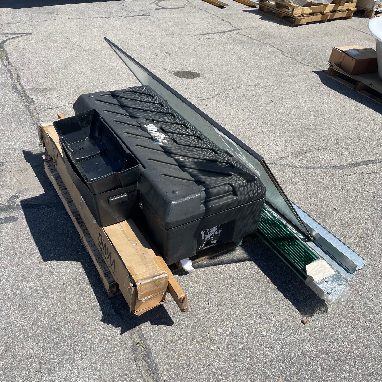 ZA@ Pallet of MIXED Glass Shower Door, Skyline Protective Case, Tool Boxes, & More! (AS-IS)
