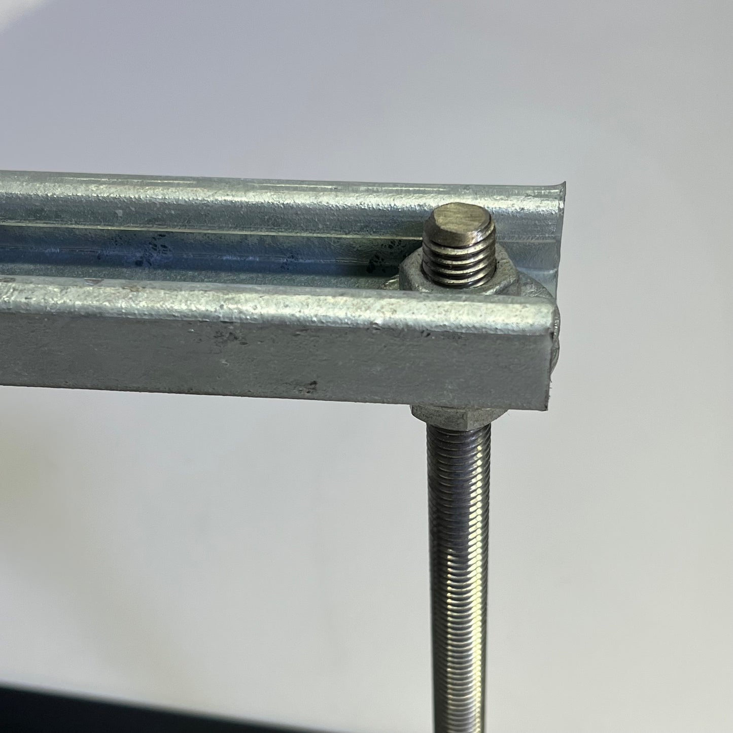 MIRO 12 Base Strut 12 Strut Rooftop Pipe Support 9"x15 1/4" Black 12-BS-12