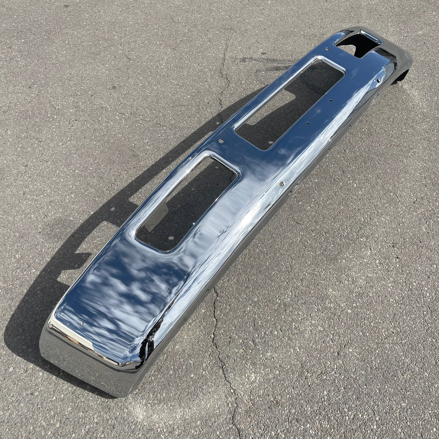 ZA@ MIXED Front Bumper for Ford F-650/F-750 Chrome 2005-2014 (AS-IS)