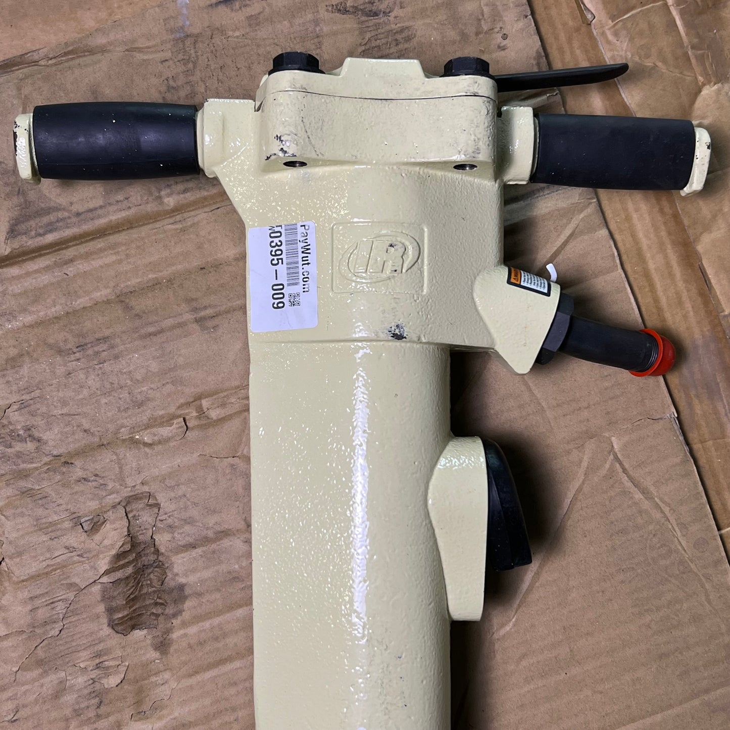 INGERSOLL RAND Air Paving Breaker Pmax 90 Psi/6.2 bar, Beige MX90A