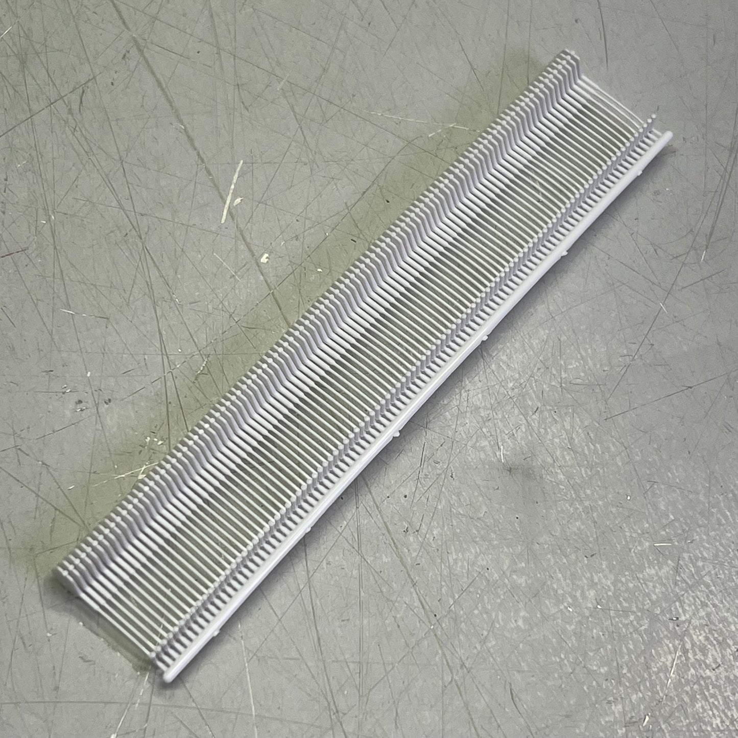 AVERY DENNISON (10,000 PACK) Fine Fabric Fasteners 0.55" White 10696-0