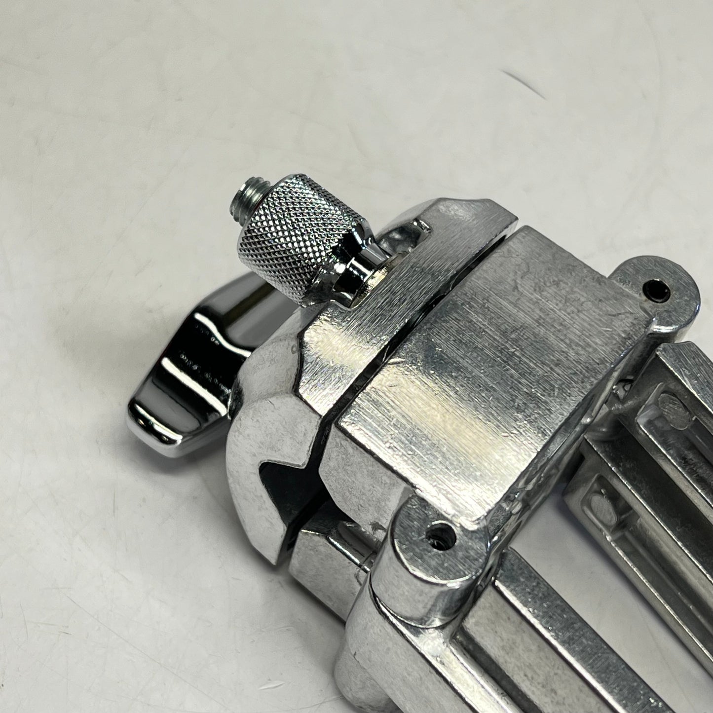 PEARL Icon Rail Clamp Adjustable Jaw for Mounting Hinge Style Chrome PCX100