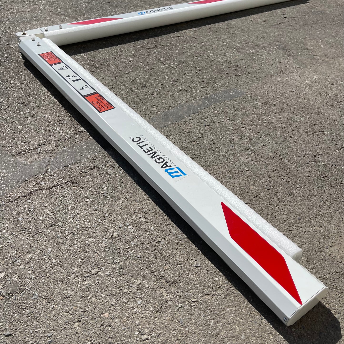 Z@ MAGNETIC AutoControl Barrier (AS-IS)