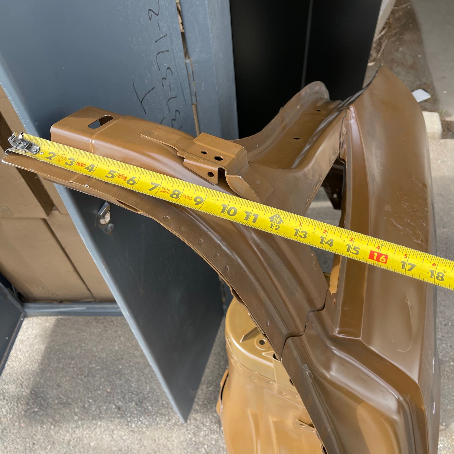 ZA@ Pallet of TESLA Model X Plaid Rear Left Complete Quarter Panel Assembly Brown 1647319-SO-A (AS-IS)