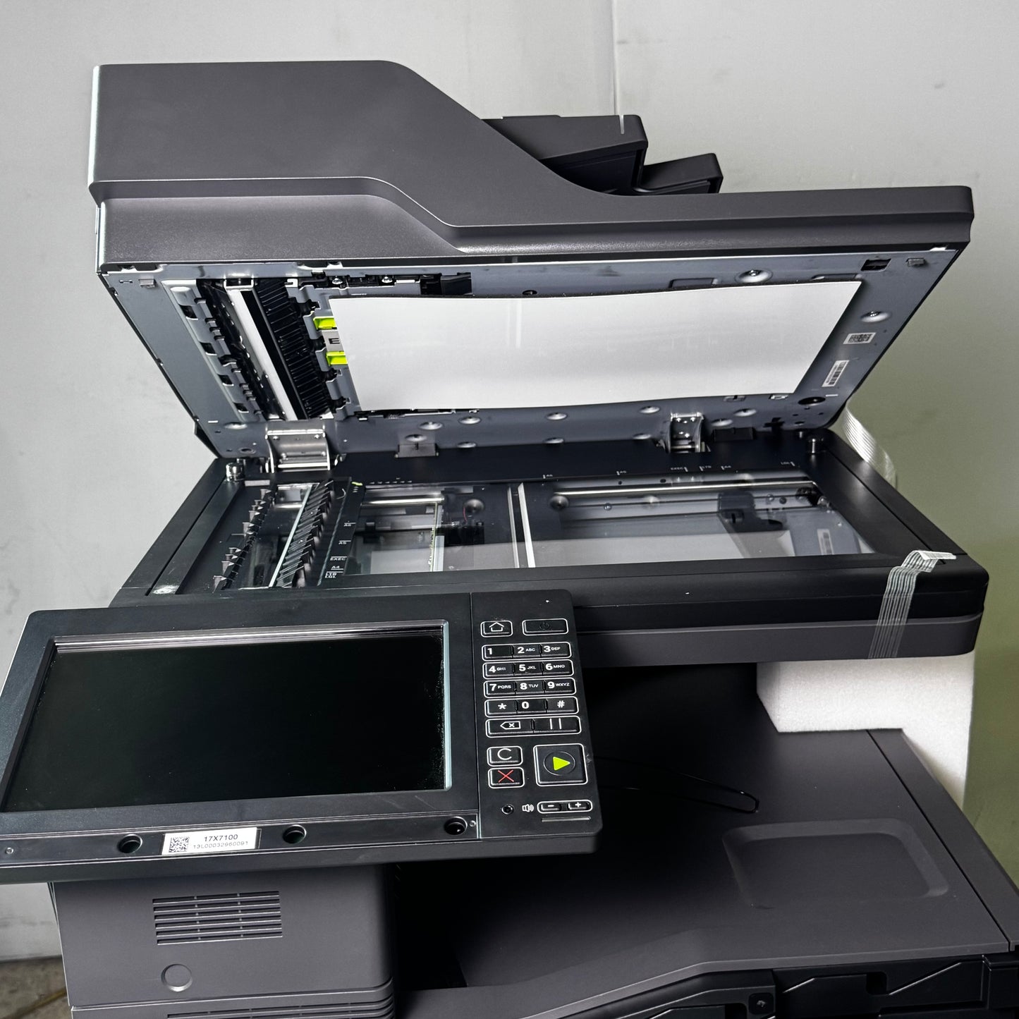 Z@ LEXMARK Laser Multifunction Printer 110-127V Grey CX820/CX860 (New Other, Minor Cosmetic Damage, See Images)
