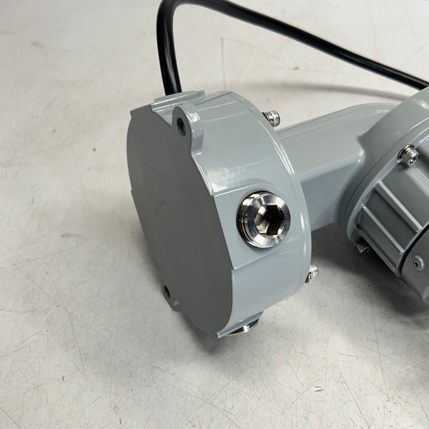 Explosion Proof Led Bay Light 30 Watt 5000K Color Temp Grey EX-30W-OY50D120CM