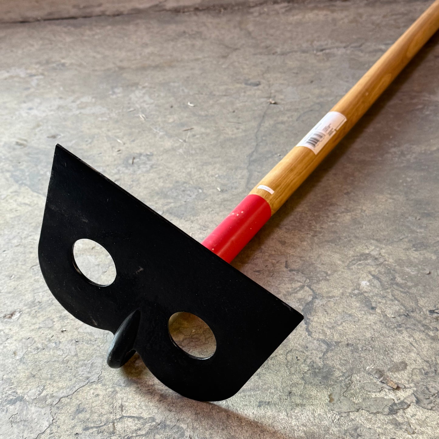 RAZOR-BACK 66" Forged Mortar Mixer 66157