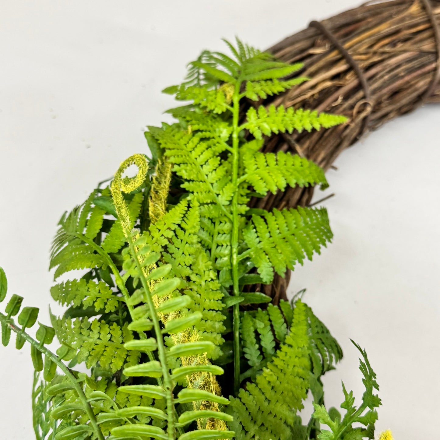 RAZ IMPORTS Oval Mixed Fern Wreath Home Decor 28" Green W4102231