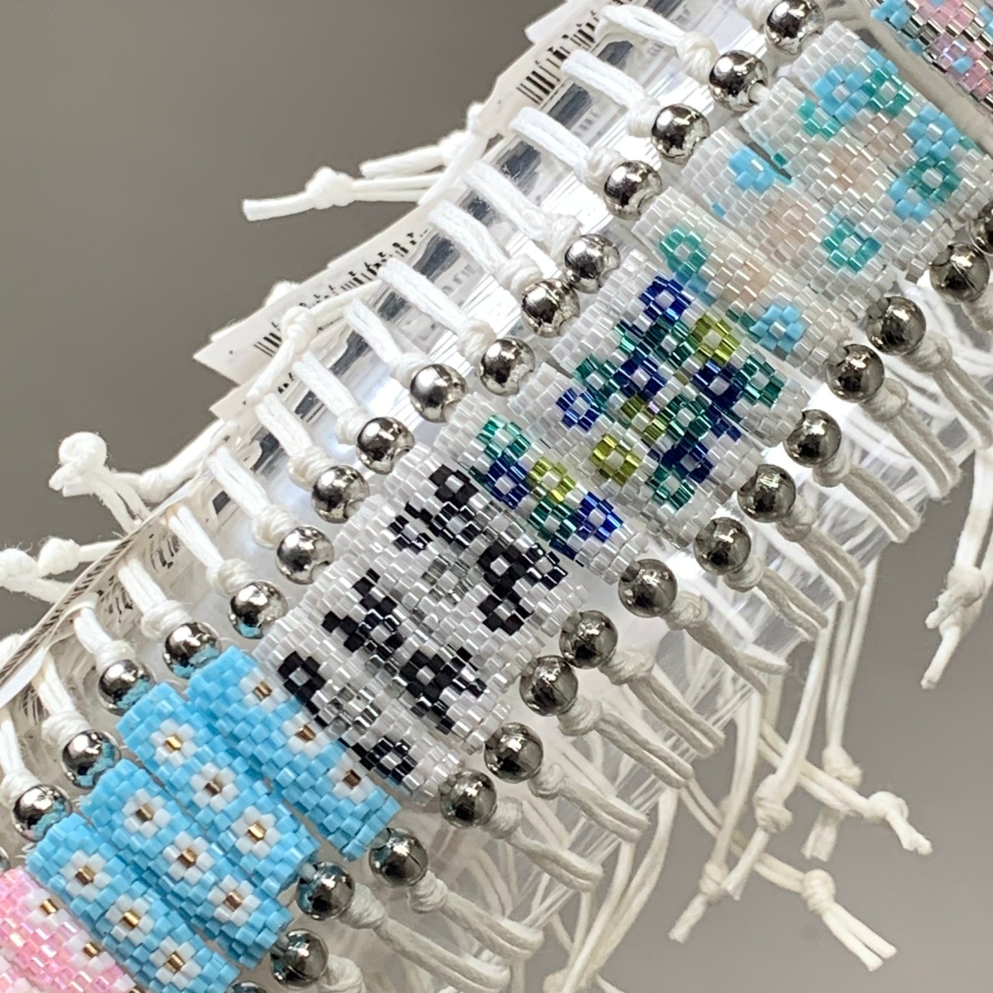 ZA@ UNKOWN BRAND (60 PACK) Miyuki Bead Adjustable Bracelets W/ Display Assorted Designs  16472 A
