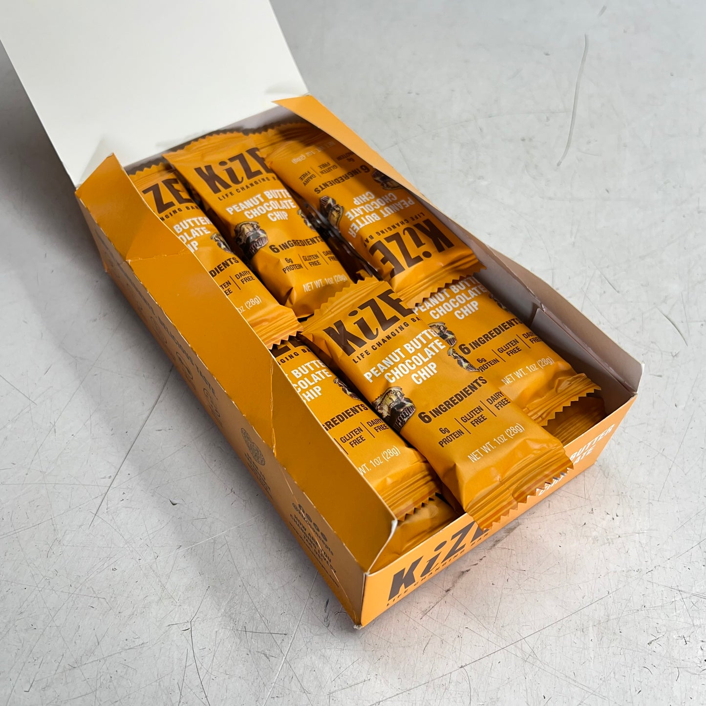 KIZE (24 PACK) Peanut Butter Chocolate Chip Protein Bars  1oz Each BB 03/27