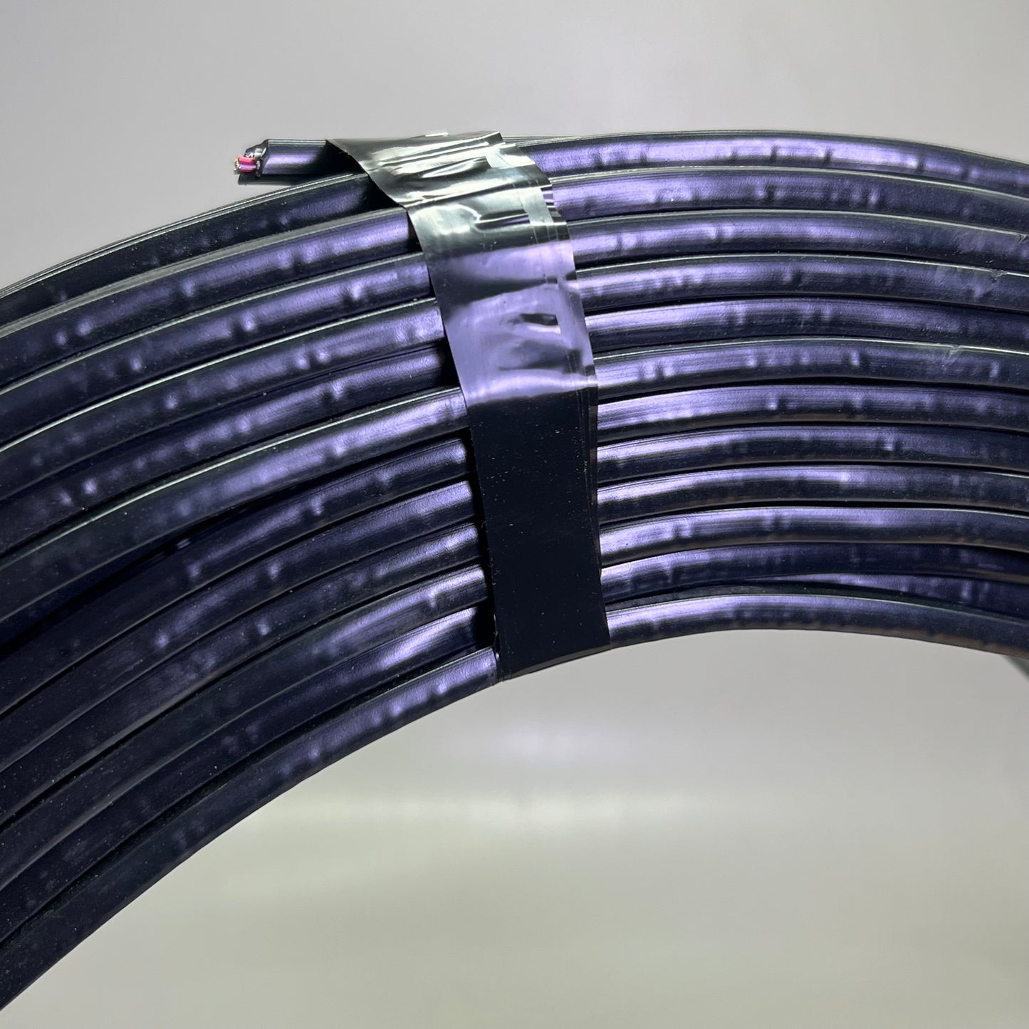 SUPERIOR ESSEX Aerial Service Drop Wire 6 Pair 22 AWG 400 ft, Black 12-006-08