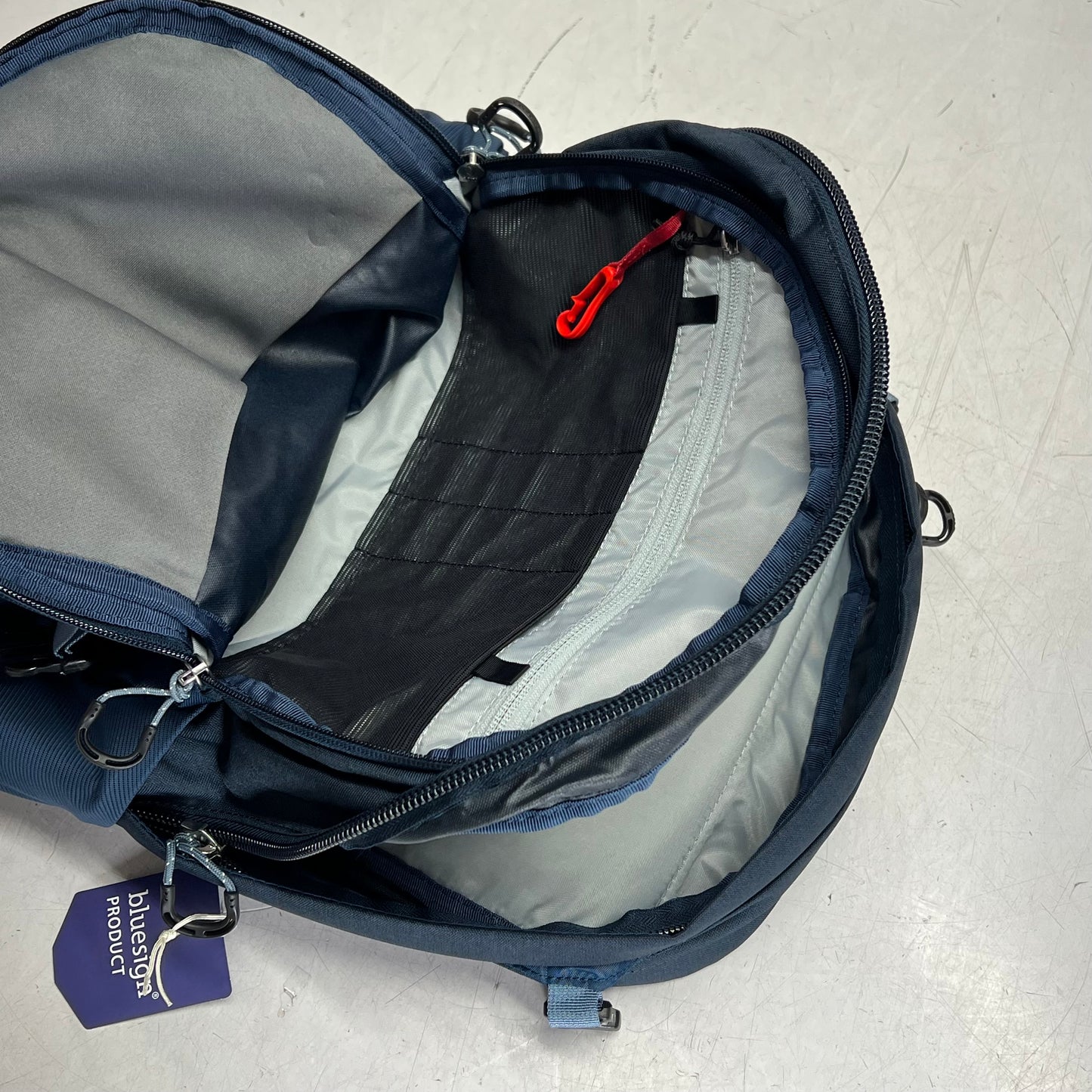 OSPREY Nebula Backpack For Commutes, School & Casual 32L Navy Blue 10004593