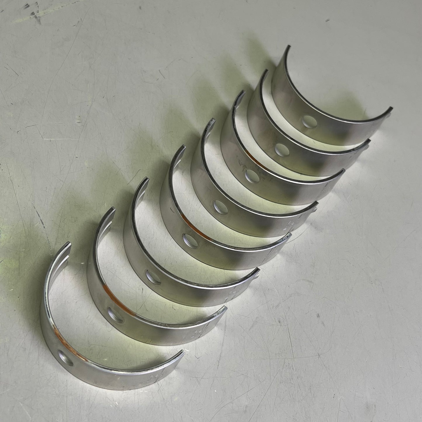 MAHLE Clevite P-Series Main Bearing Set For Ford Made In USA Part MS-863P