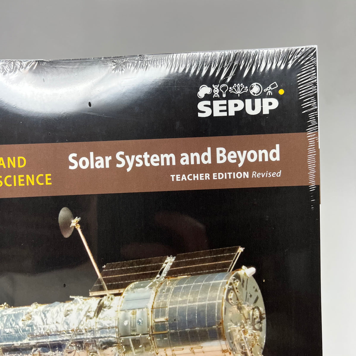 LAB AIDS Issues & Earth Science Solar System & Beyond Teachers Edition & Binder