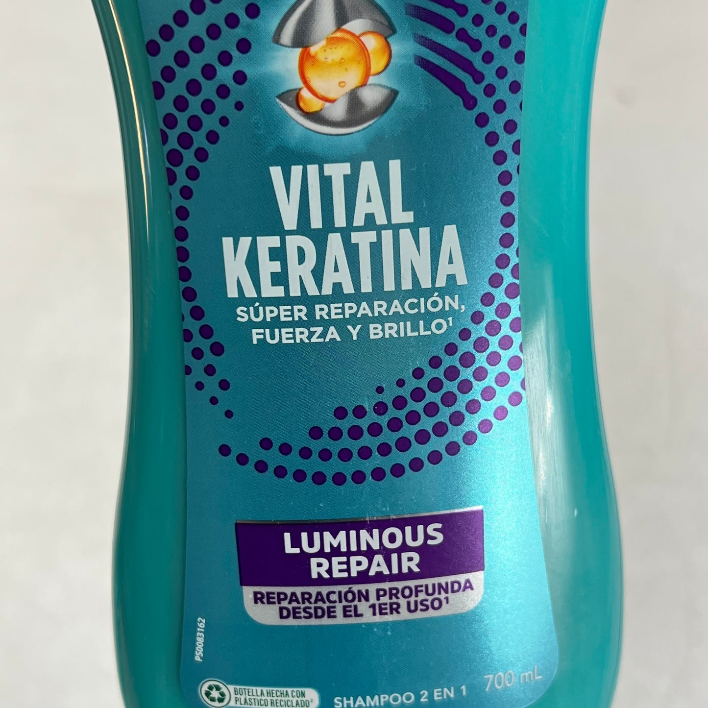 PALMOLIVE OPTIMS (2 PACK) Luminous Repair W/ Keratina 2 in 1 Shampoo  700 mL