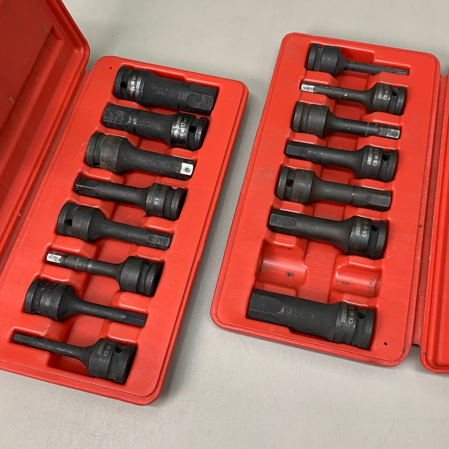 NEIKO 15 Piece SAE/Standard 1/2" Dr. Hex Impact Bit Set 1/4"-3/4" & 6MM-19MM (Pre-Owned)