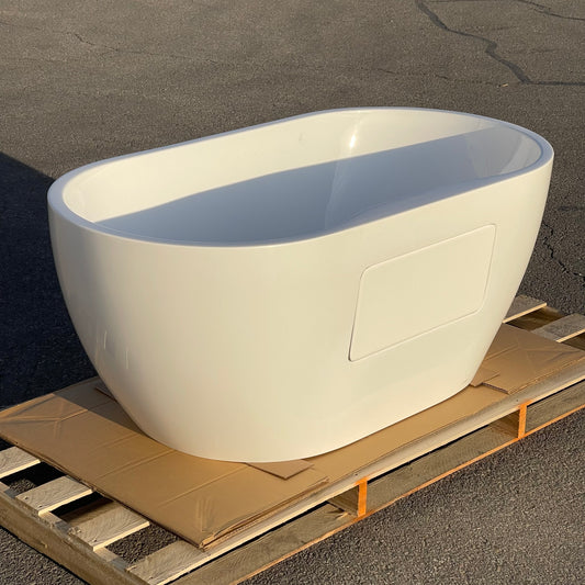 ZA@ Pallet of VINTAGE Acrylic Freestanding Bathtub 56”x29”x23” RMAQ340 (AS-IS)