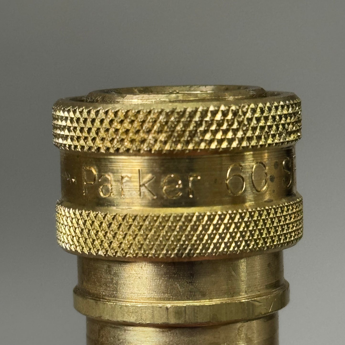 PARKER Hydraulic Quick Connect House Coupling 1/4" 11 Ipm Max Brass BH2-60