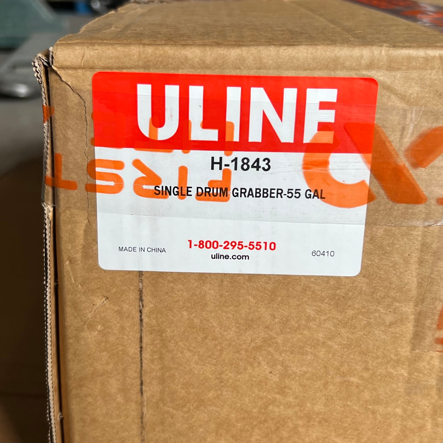 ULINE Single Drum Grabber Attachment for Forklift 55 Gal./1500 Lbs Capacity H-1843