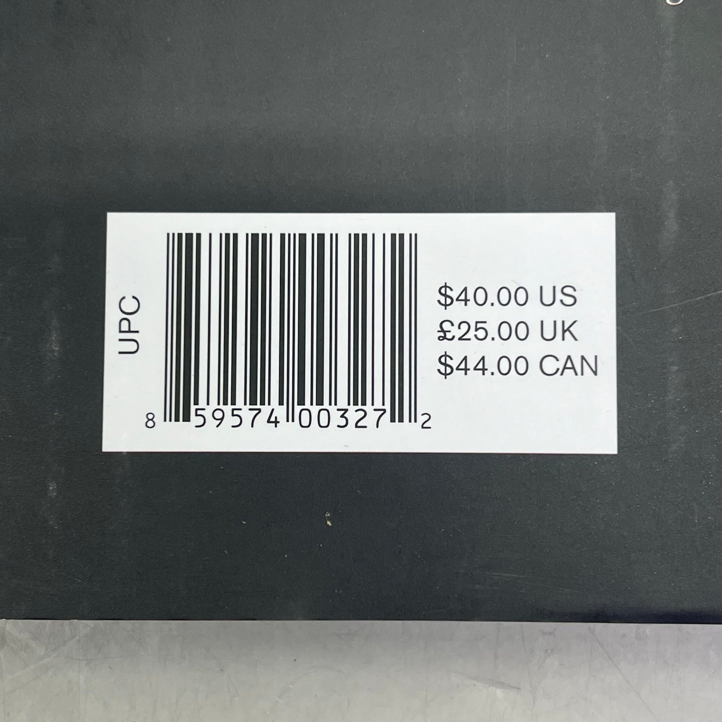 MIDDLE EARTH ENVISIONED The Hobbit & The Lord Of The Rings Hardback Book