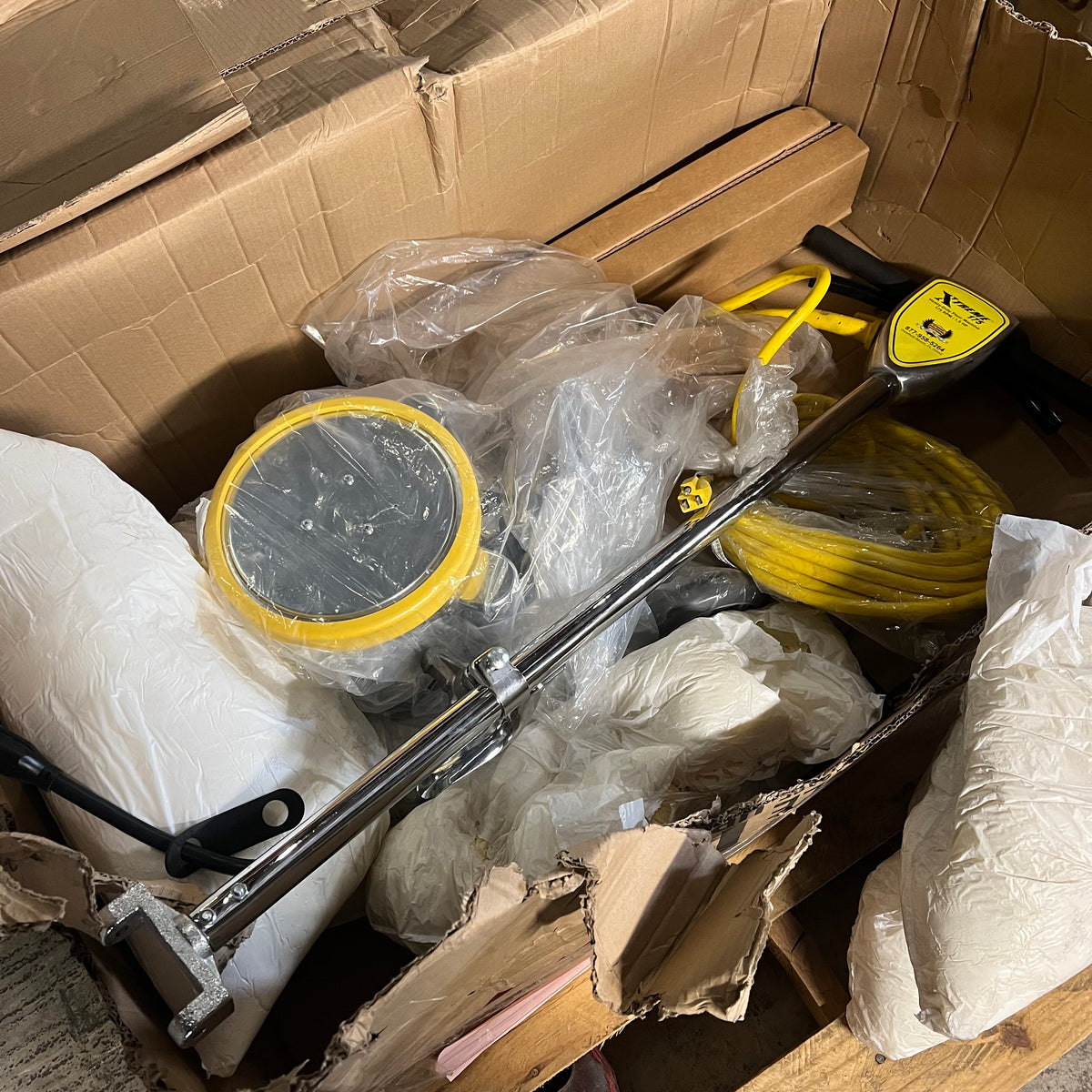 XTREME POLISHING SYSTEMS 175 Floor Buffer Machine 17" Chrome/Yellow L-17E-Y