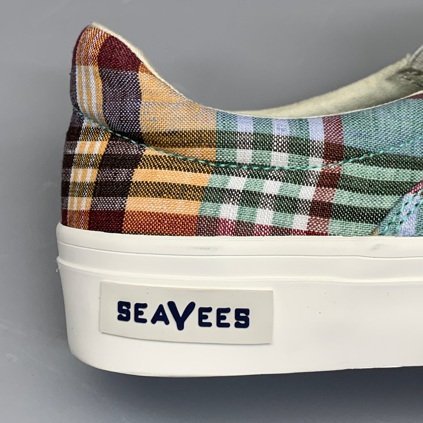 SEAVEES Hawthorne Slip On Sz Women's 7.5 Picnic Madras Linen (New)