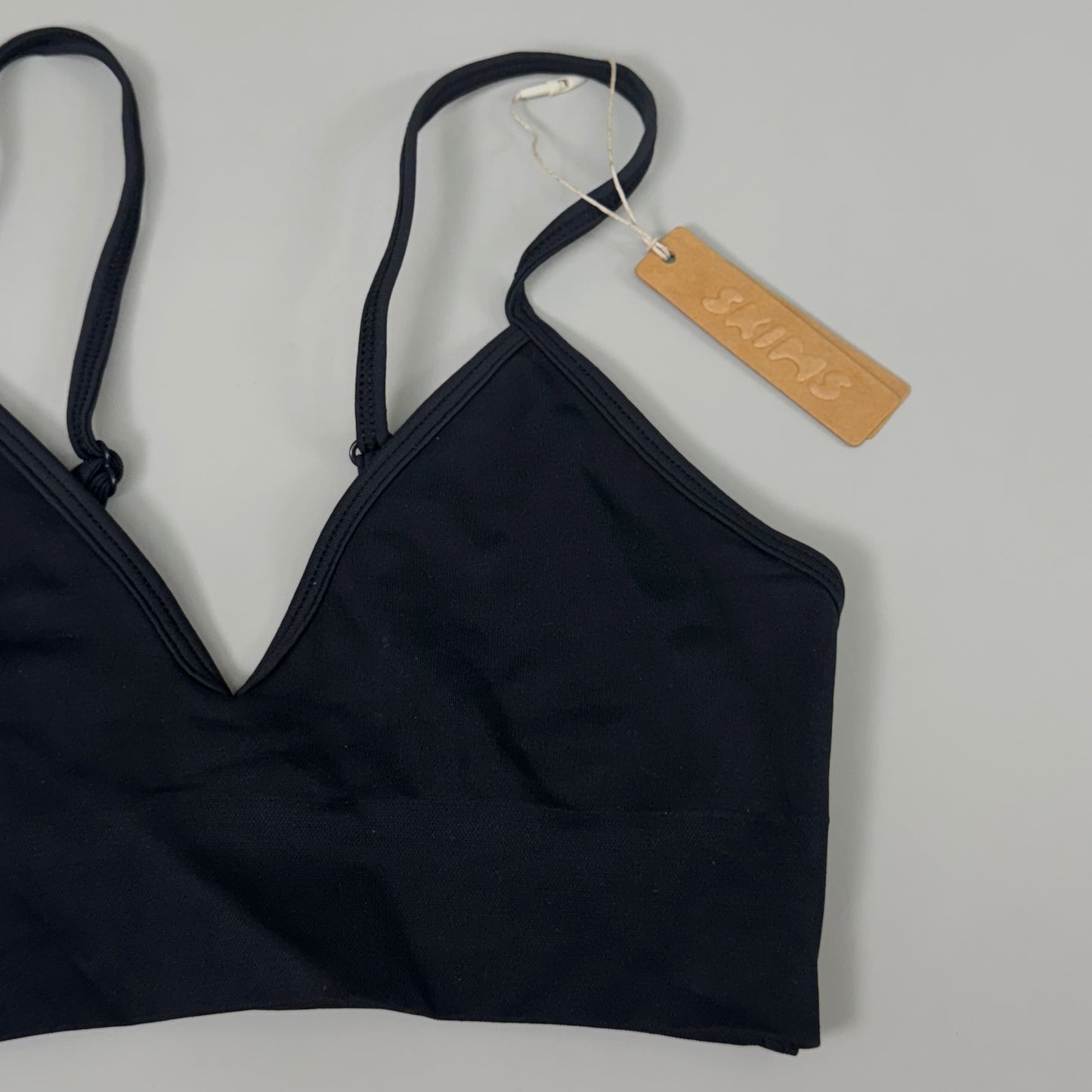 SKIMS Smoothing V-Neckline Bralettee Gentle Lift Women's Sz XS Onyx BR-BRA-0183