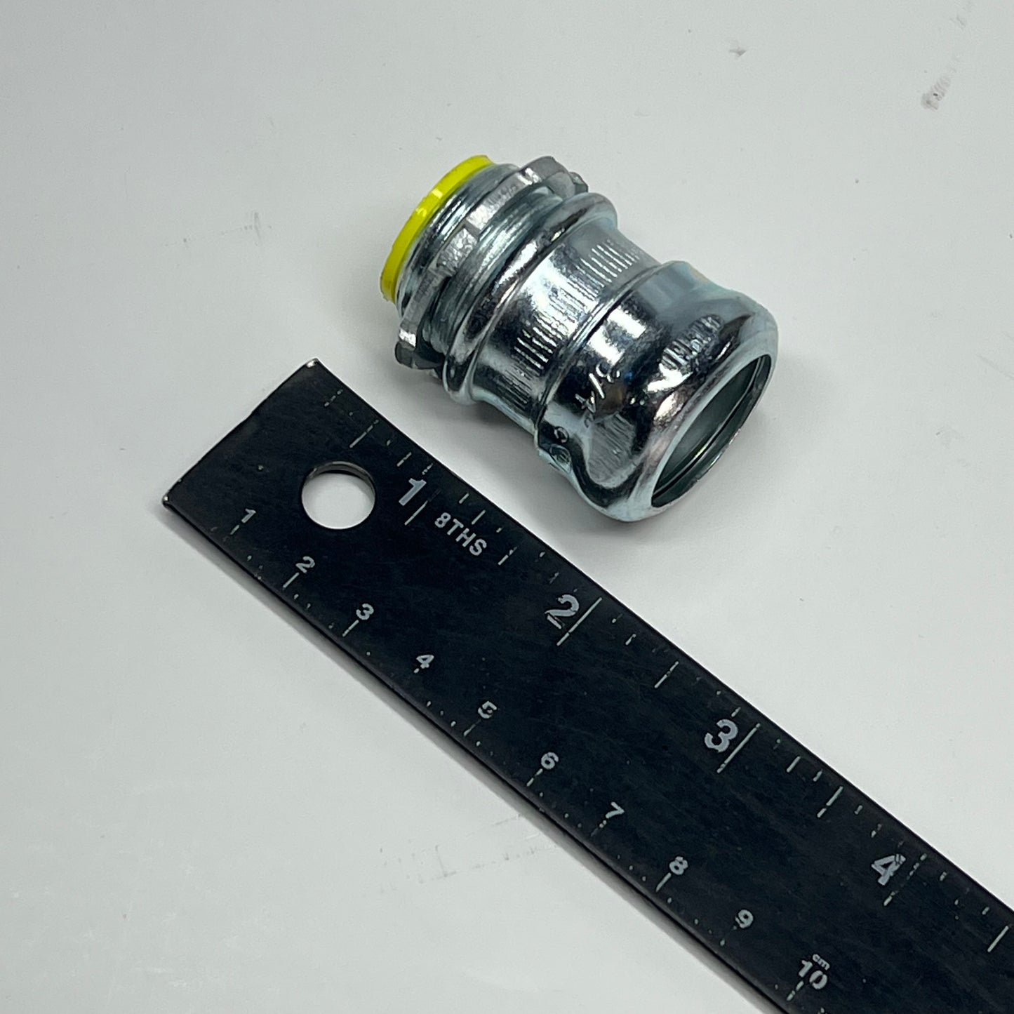 ZA@ HUBBELL (25 PACK) Compression Connector Insulated Bond EMT Conduit 3/4" 2913