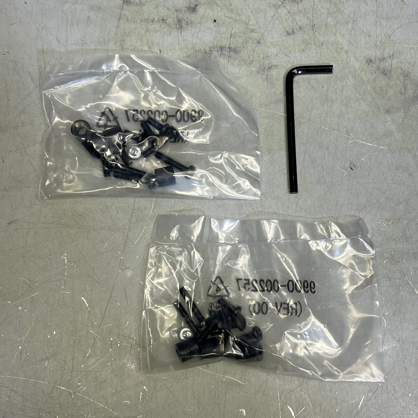 CHEIF Koncis Dual Arm Monitor Mount Fits 10-32" Screens 15lb Cap Each DMA2S