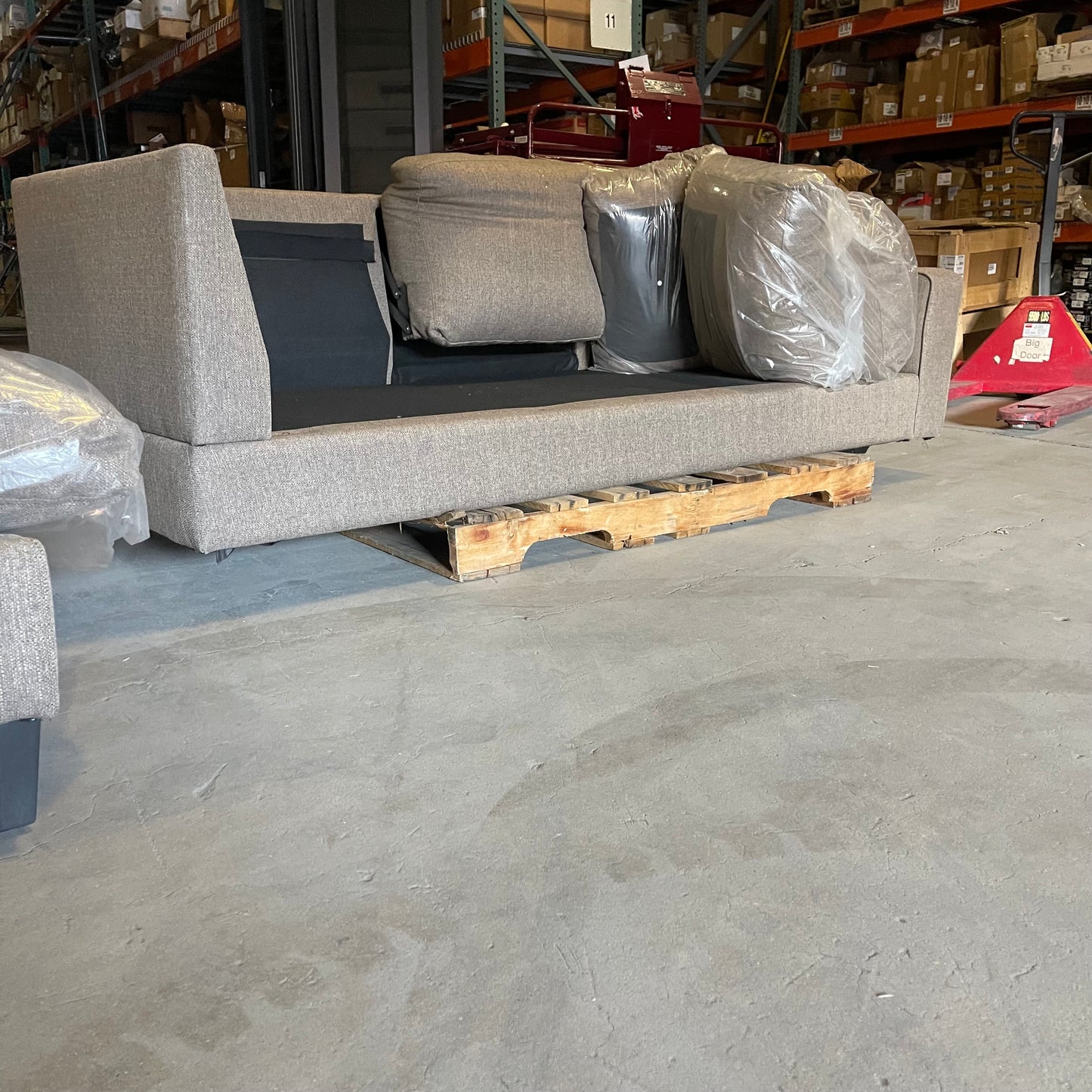 ZA@ Pallet of MIXED Sectional Couch 85” Grey (AS-IS)