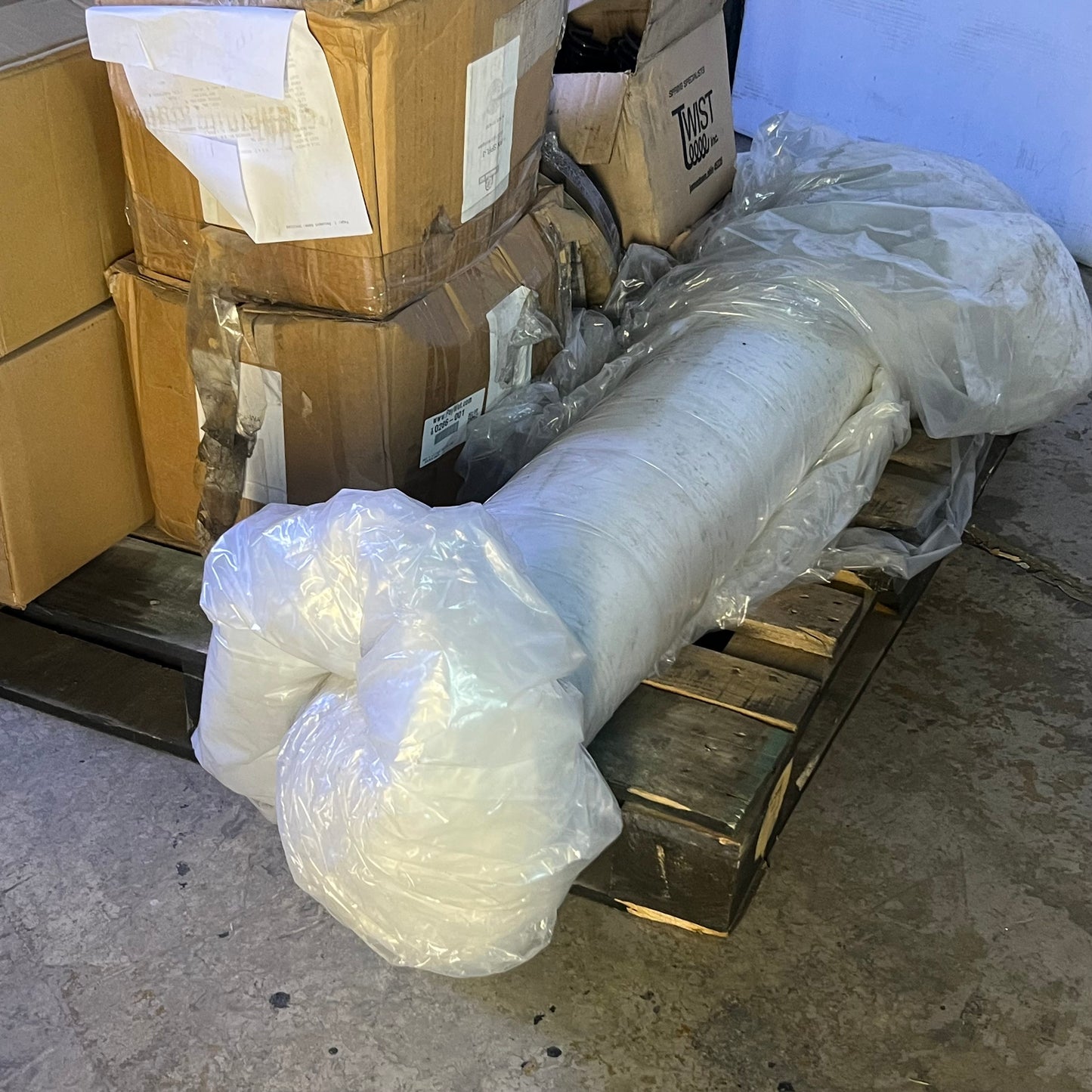 ZA@ Pallet of MIXED Spring, Plastic Bag Roll, Wine Glass, Etc... (AS-IS)