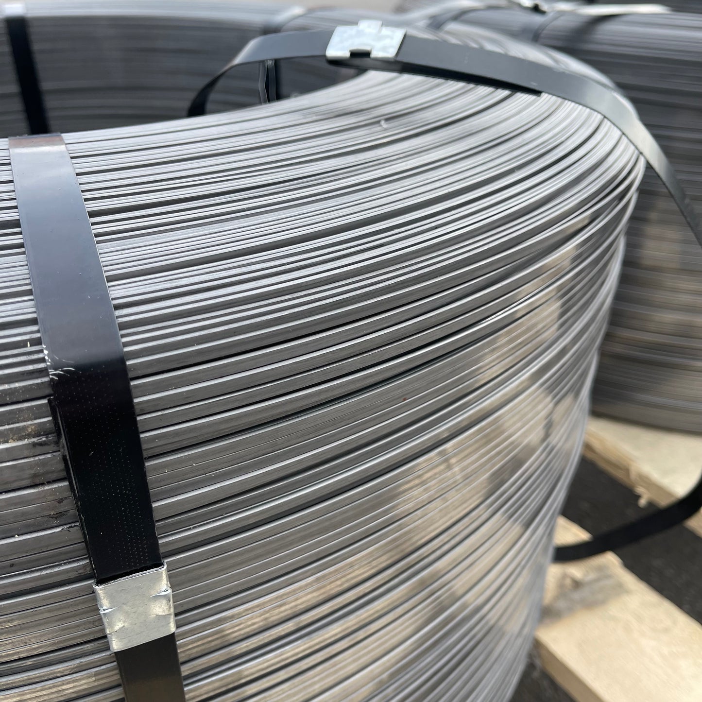 ZA@ Pallet of NS Metal Stamping/banding Grey (AS-IS)