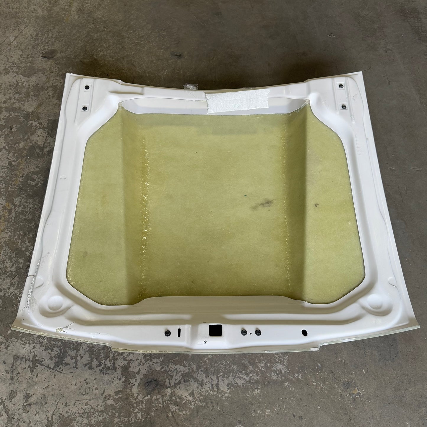 ZA@ FORD MUSTANG 1987/1993 4" Cowl Fiberglass Heat Extractor Hood Trufiber Sz 57”x8”x53” (AS-IS, Damage)