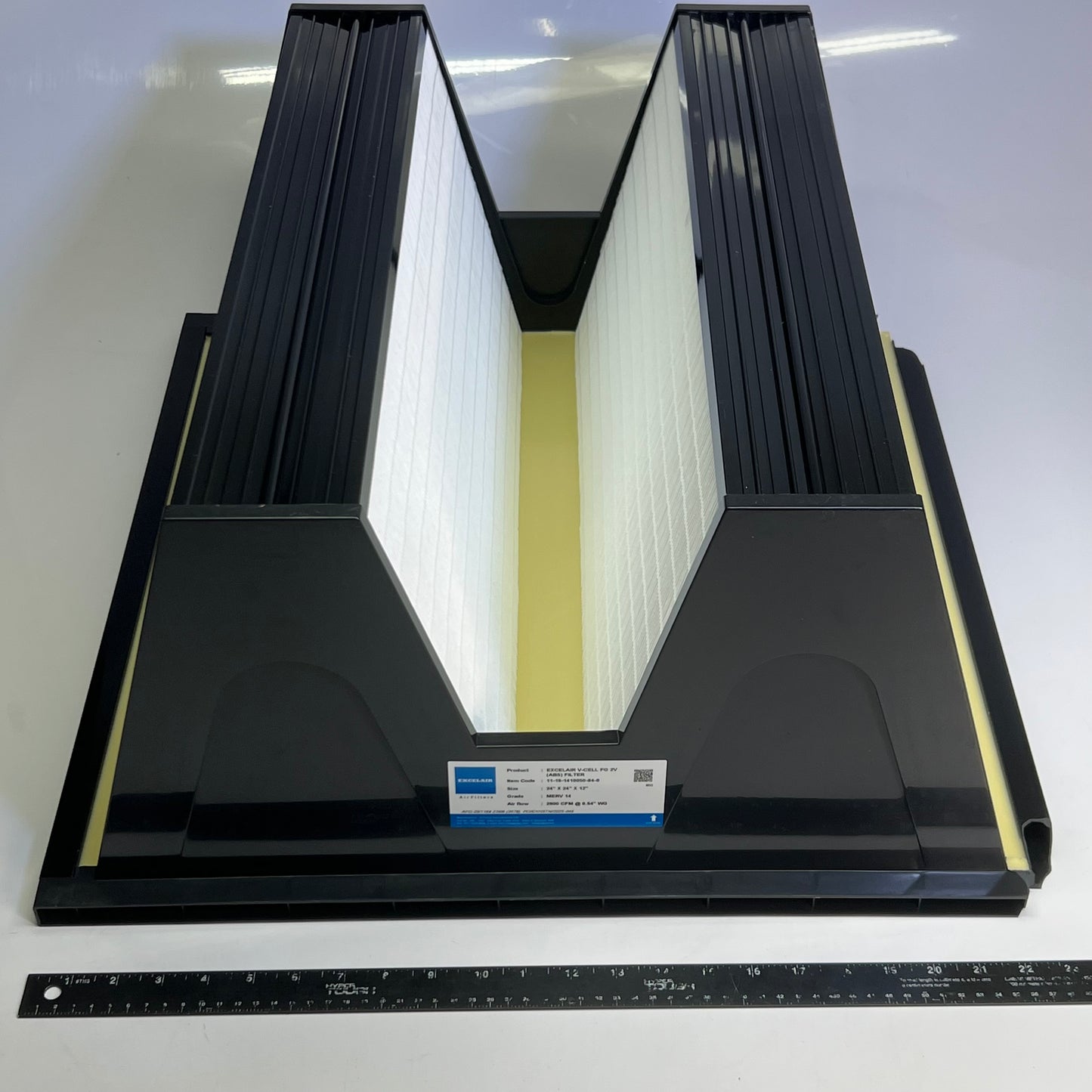 ZA@ EXCELAIR Air Filter V-CELL FG 2V Sz 24" x 24" x 12" (AS-IS, A Little Damage in the Corners)
