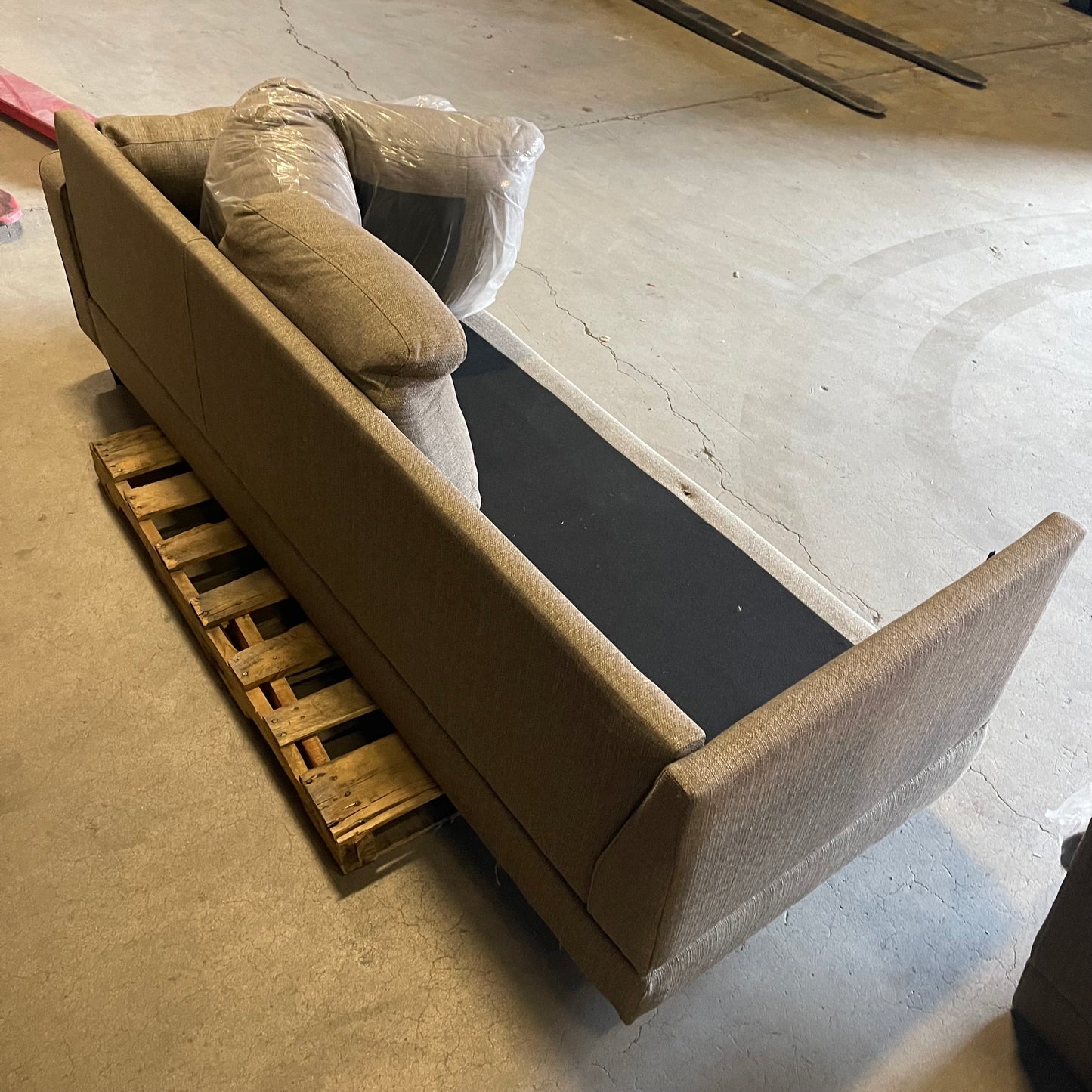 ZA@ Pallet of MIXED Sectional Couch 85” Grey (AS-IS)