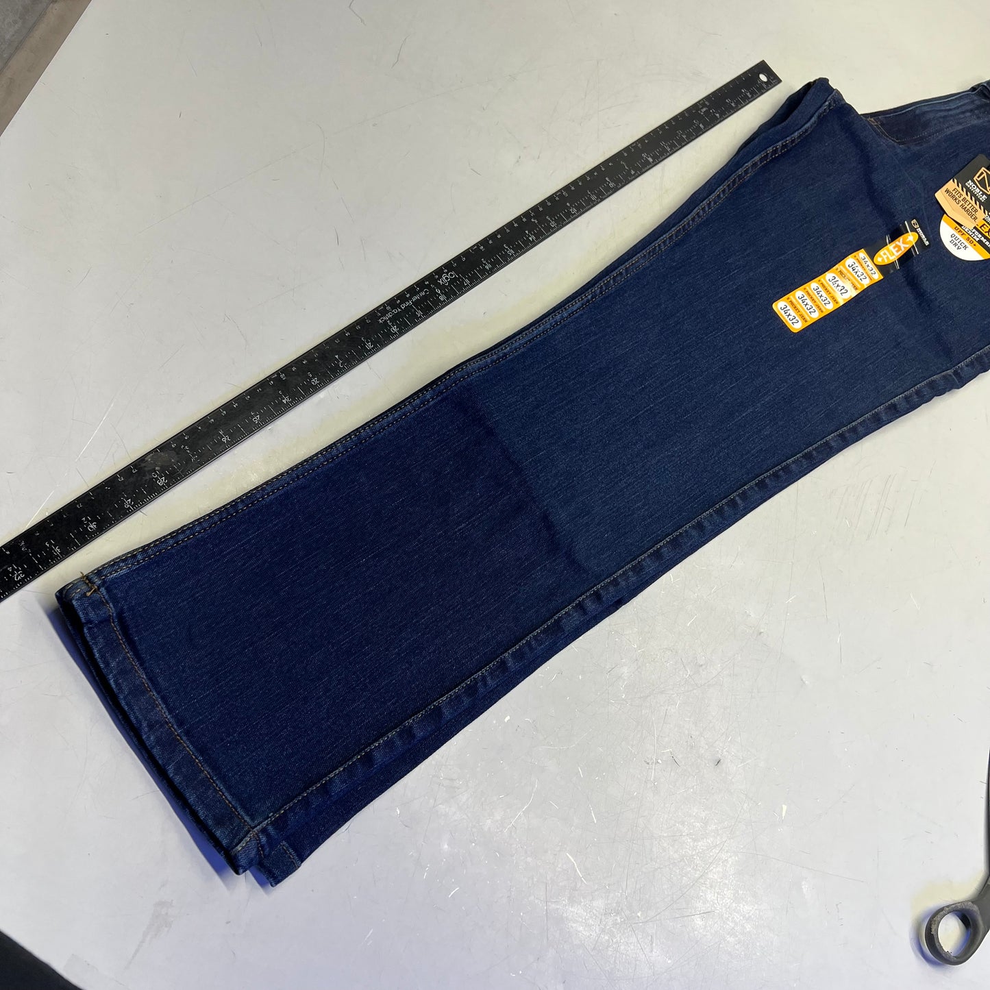 NOBLE OUTFITTERS Flex Denim 5-Pocket Work Pant Men's Sz 34x32 Indigo 18458