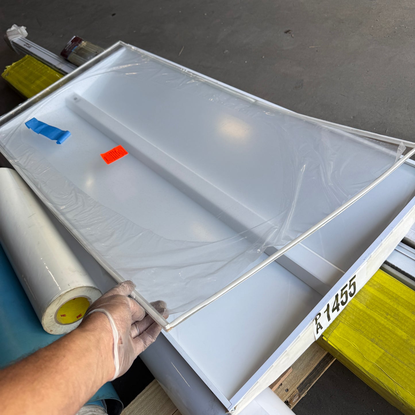 ZA@ Pallet of MIXED Rolls of Thick Blue Vinyl, Clear Vinyl, Pocket Door Frame, Lighting, & MORE! (AS-IS)