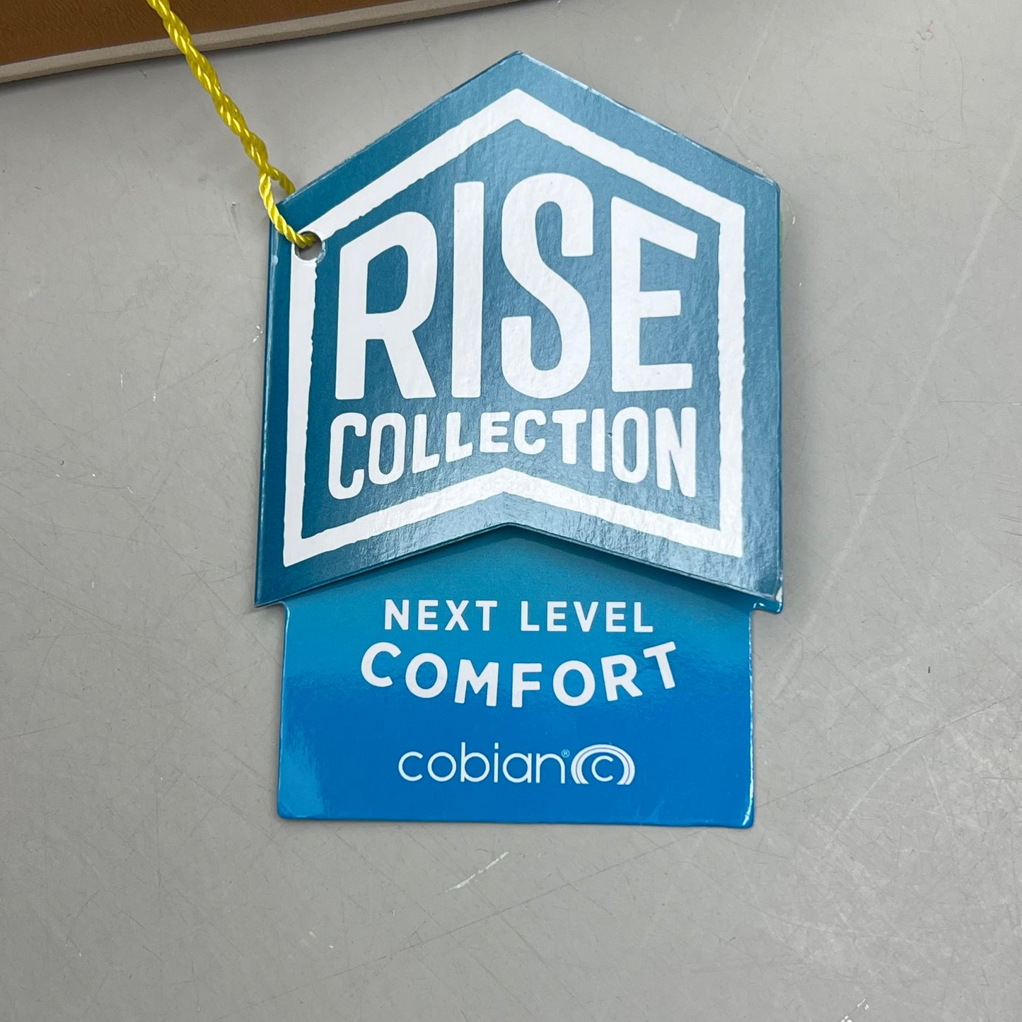 COBIAN Dana Rise Elevated Flatform Style Slide Women's Sz 8 Tan DNA24-230-08