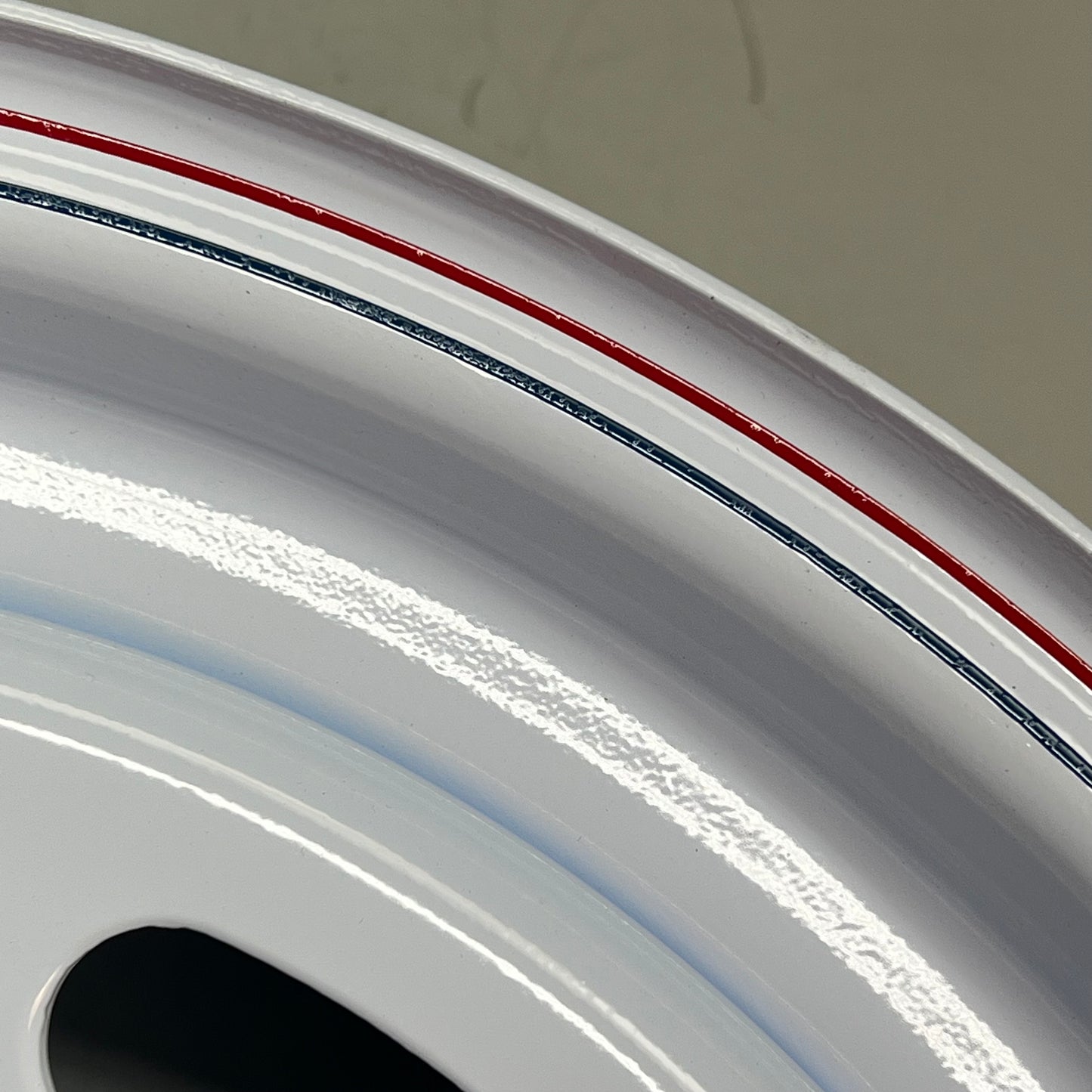 CARLISLE  8-Spoke Trailer Wheel 15 X 6 White W/ Red & Blue Stripe 1522660564B