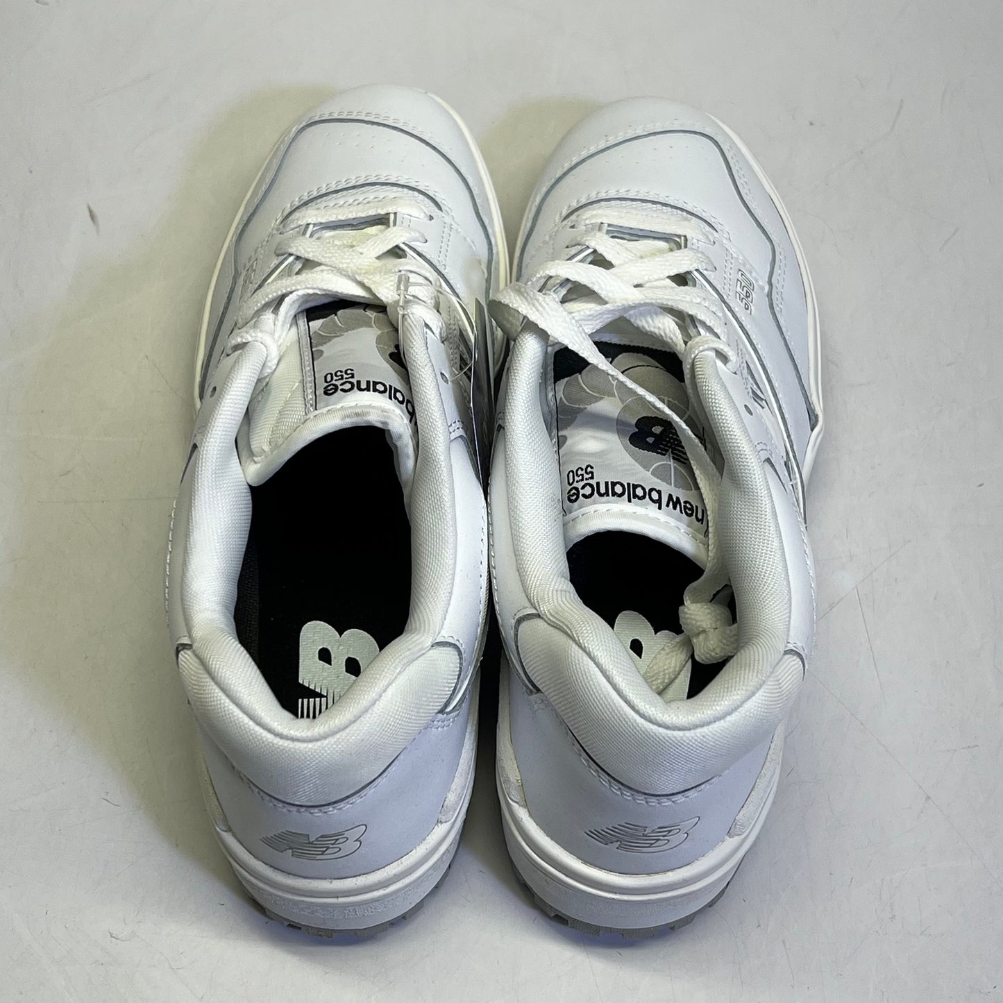 NEW BALANCE  Bb550 Low Top Basketball Sneaker Men's Sz 8.5 White XBB550PB1