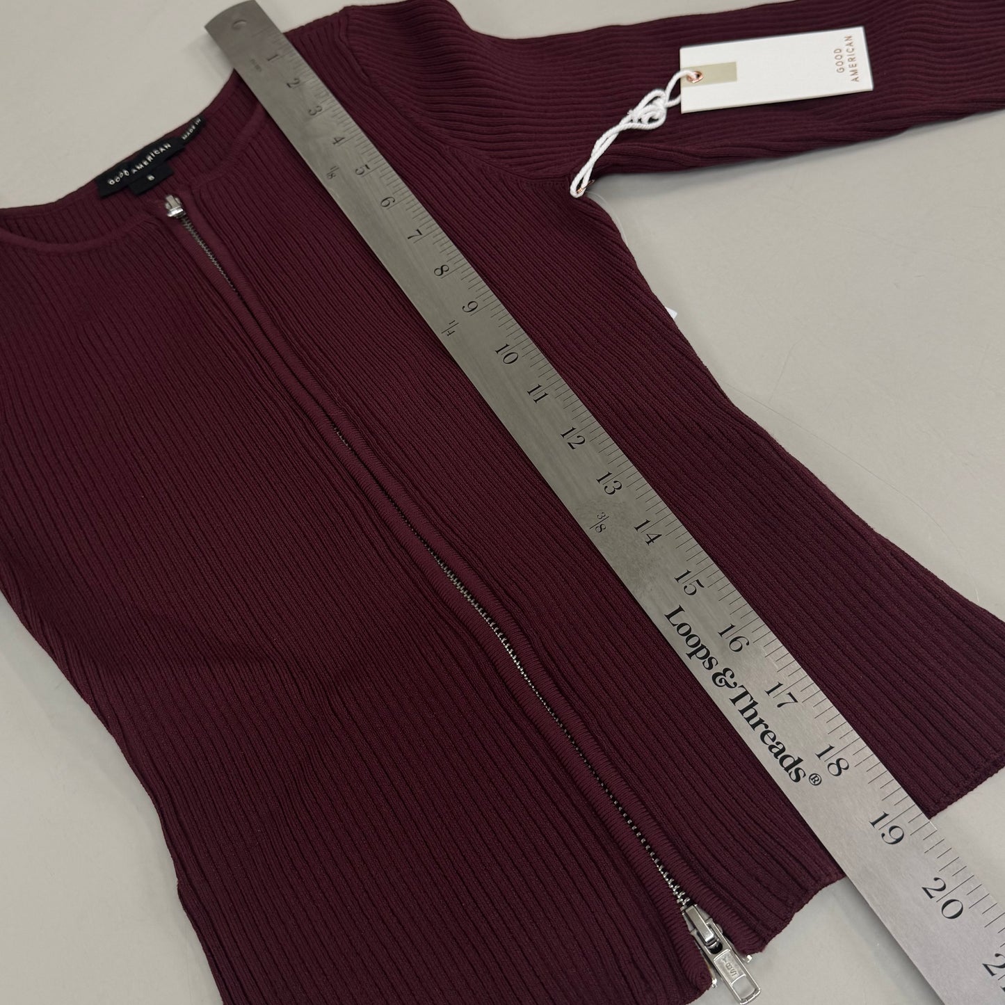 GOOD AMERICAN Shine Zipped Rib V-Neck Cardigan Women's Sz Small OXBLOOD002 GSK0263